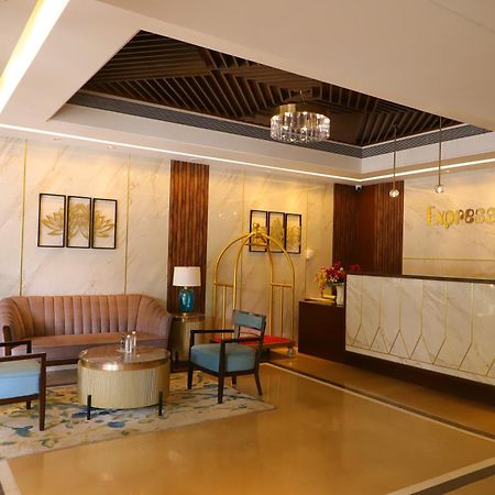 Pālghar Freesia By Express Inn מראה חיצוני תמונה