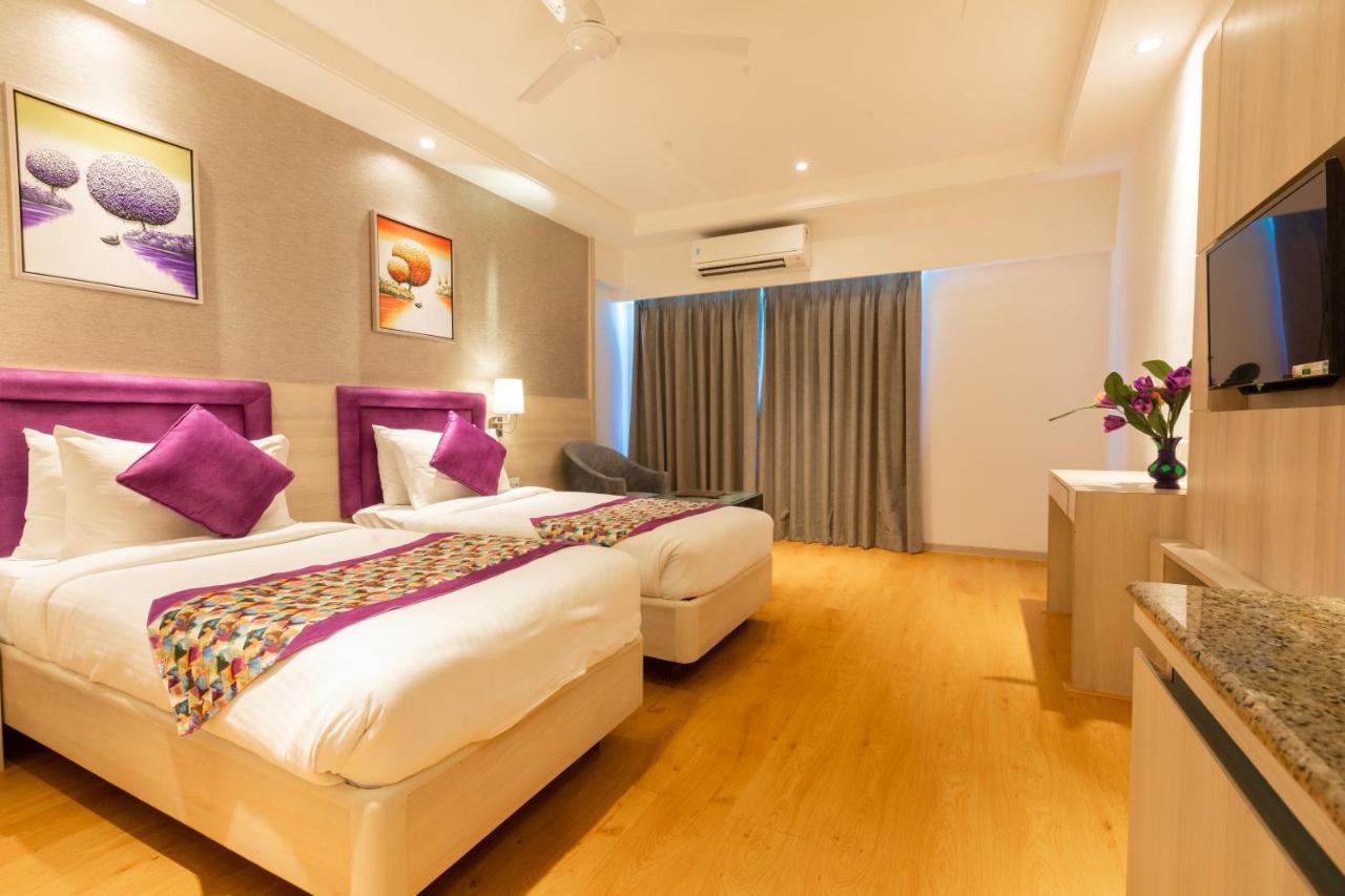 Pālghar Freesia By Express Inn מראה חיצוני תמונה