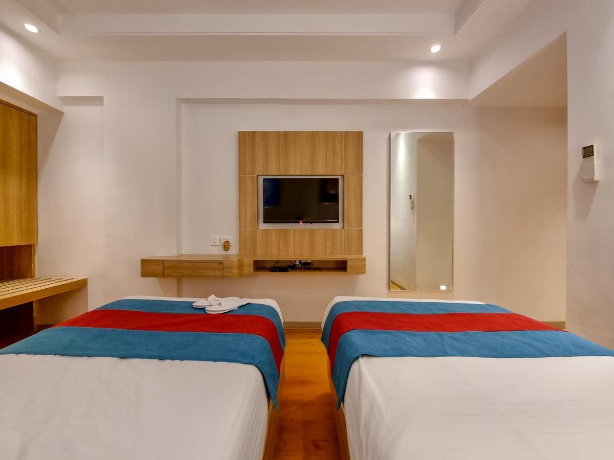 Pālghar Freesia By Express Inn מראה חיצוני תמונה